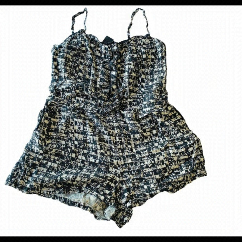 Eye candy Spaghetti strap romper shorts small EUC